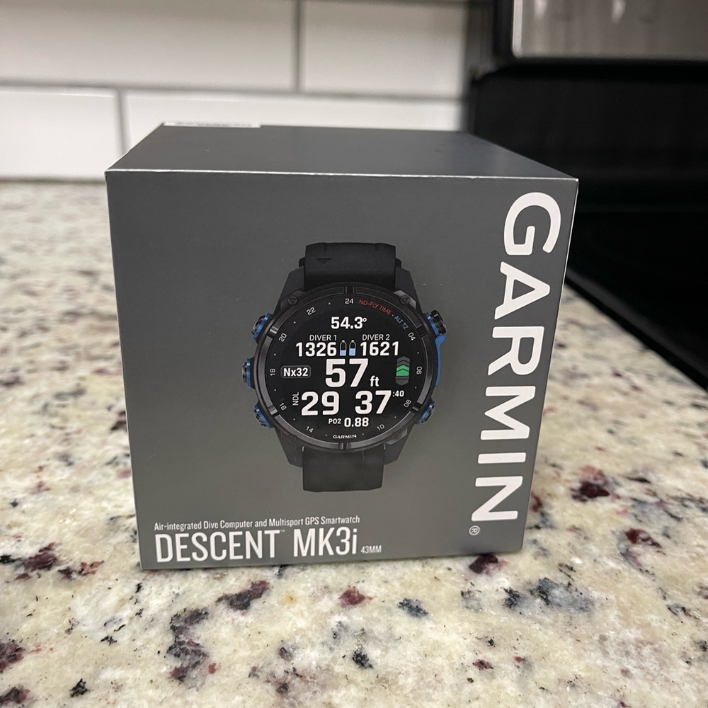 Garmin Descent MK3i Dive Smartwatch - Black and Blue